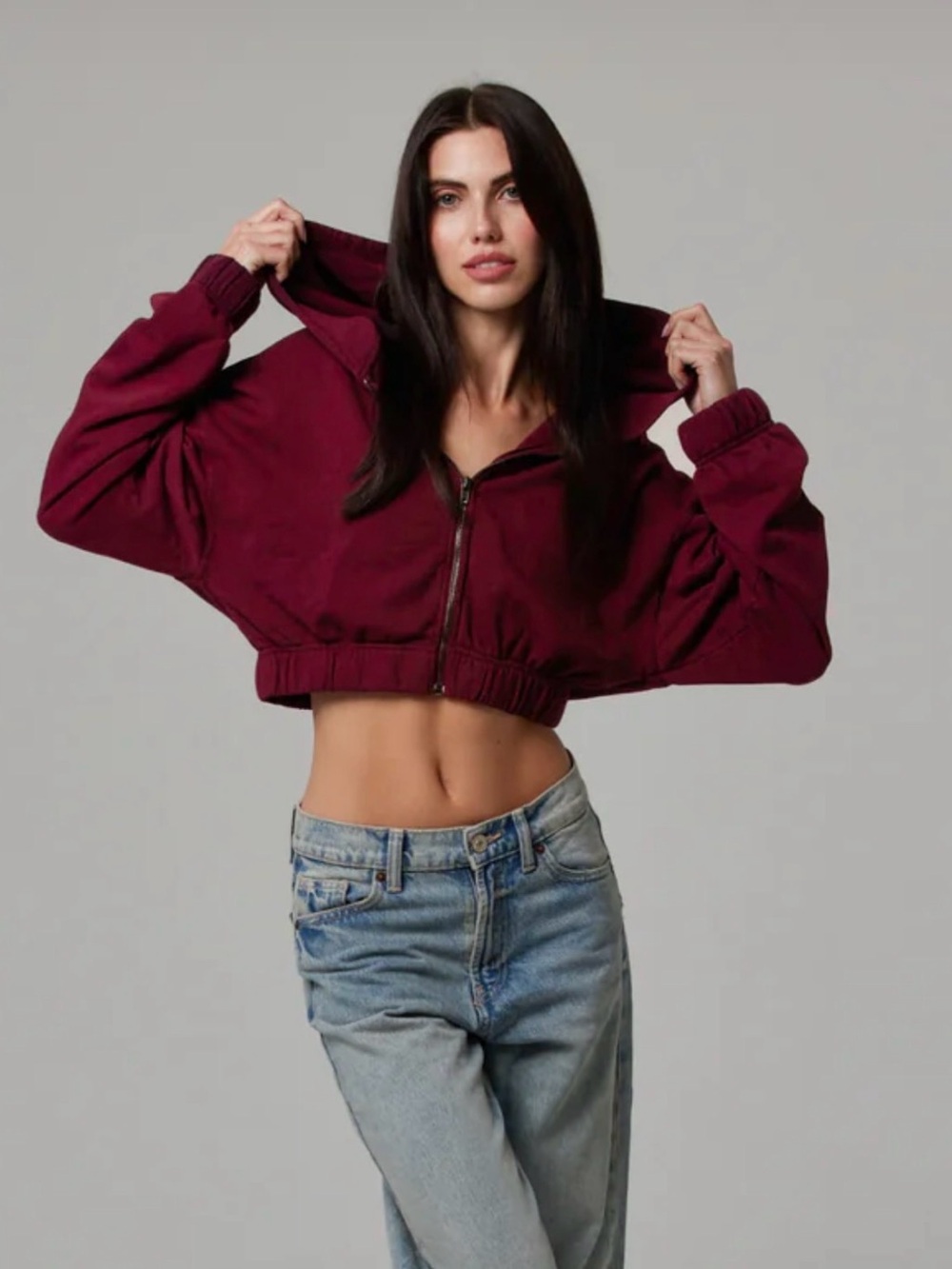 TALENTLESS Cropped Zip Hoodie - Burgundy